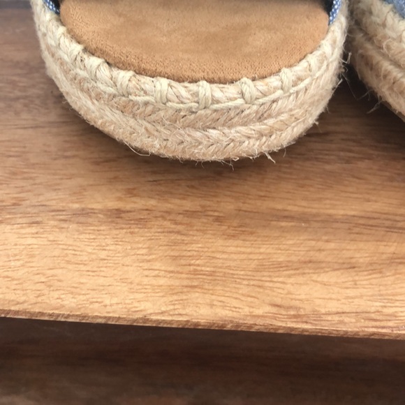 NWOT Toms Open Toe Alpargata Chambray Espadrille. - Picture 12 of 17